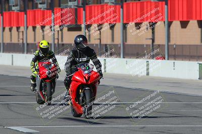 media/Nov-26-2022-Fastrack Riders (Sat) [[b001e85eef]]/Level 1/Session 1 Front Straight/